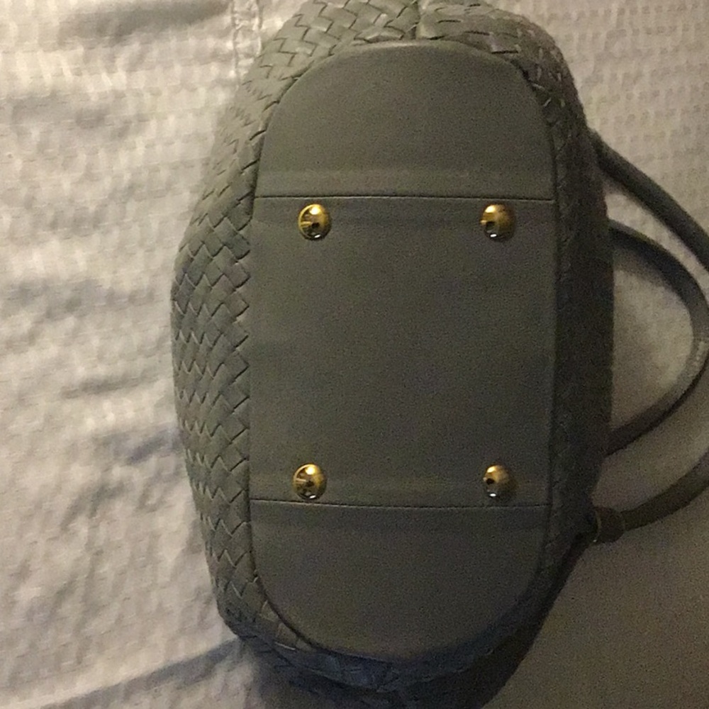 Gray Soft Woven Leather Handbag - Picture 4 of 5